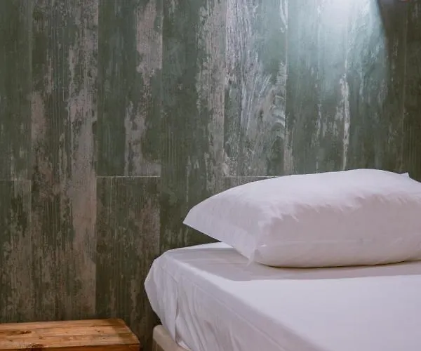 The Lx Hill ליסבון