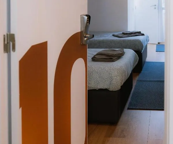 The Lx Hill אכסניה *