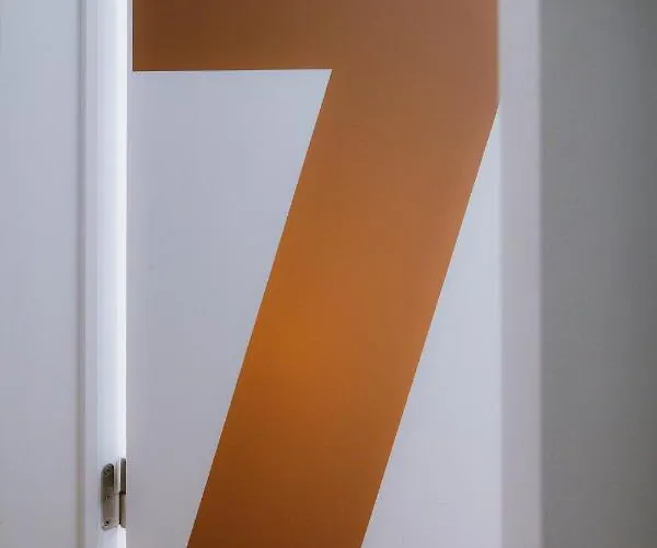 The Lx Hill ליסבון