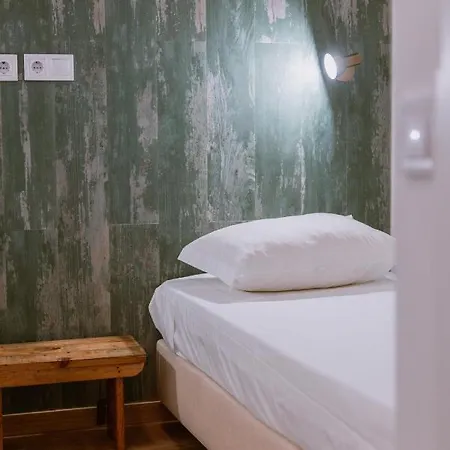 The Lx Hill Hostel *